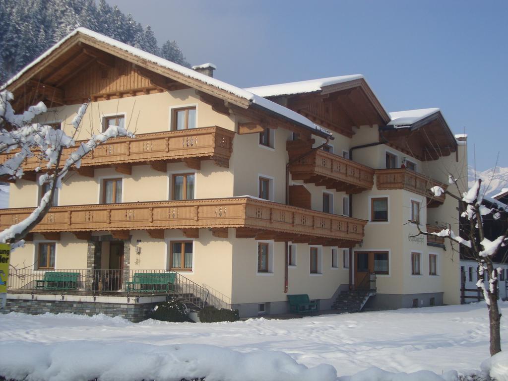 Gaestehaus Schwoagerhof フューゲン エクステリア 写真